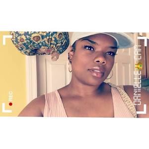 Meet your Posher, Danielle